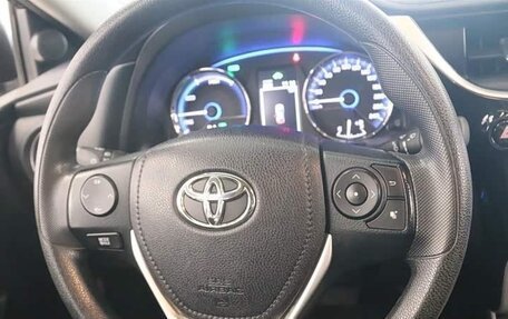 Toyota Corolla, 2019 год, 1 940 000 рублей, 12 фотография