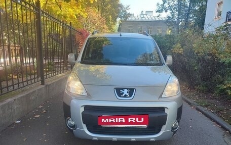 Peugeot Partner II рестайлинг 2, 2011 год, 1 075 000 рублей, 3 фотография