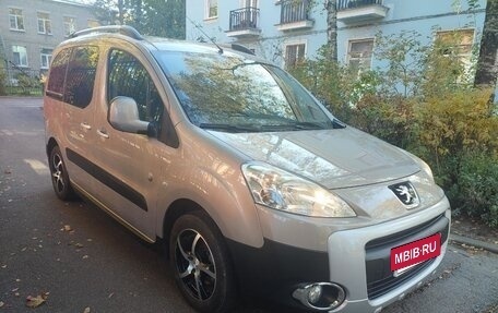 Peugeot Partner II рестайлинг 2, 2011 год, 1 075 000 рублей, 2 фотография