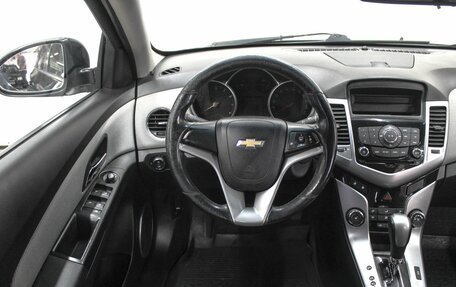 Chevrolet Cruze II, 2012 год, 879 900 рублей, 8 фотография