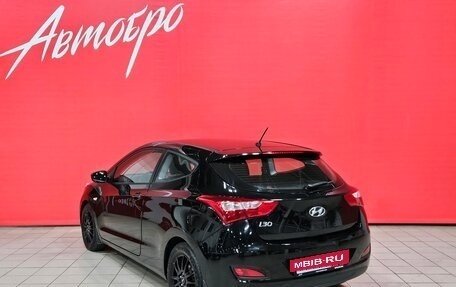 Hyundai i30 II рестайлинг, 2014 год, 895 000 рублей, 3 фотография