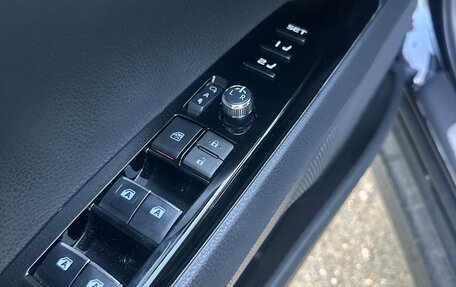 Toyota Camry, 2019 год, 3 300 000 рублей, 4 фотография