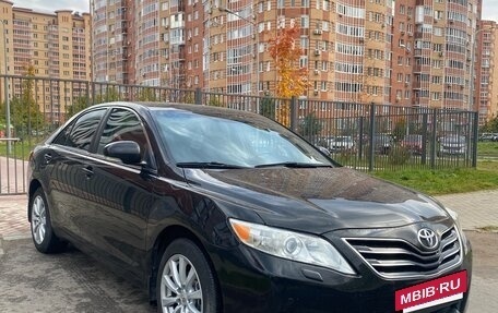 Toyota Camry, 2010 год, 1 100 000 рублей, 2 фотография