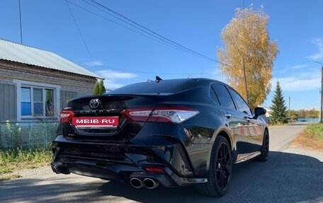 Toyota Camry, 2019 год, 3 300 000 рублей, 7 фотография