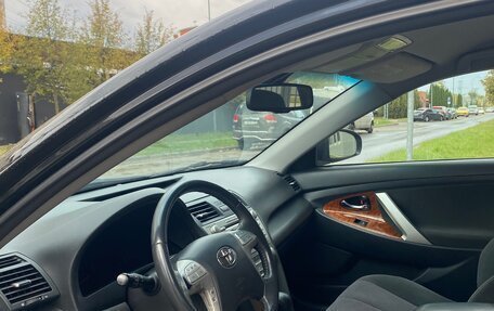 Toyota Camry, 2010 год, 1 100 000 рублей, 10 фотография