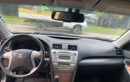 Toyota Camry, 2010 год, 1 100 000 рублей, 9 фотография