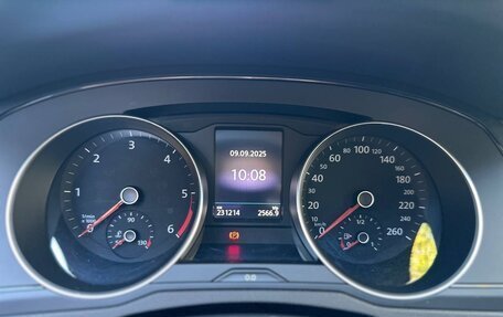 Volkswagen Passat B8 рестайлинг, 2019 год, 2 200 000 рублей, 19 фотография