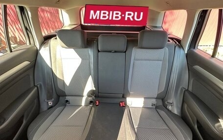 Volkswagen Passat B8 рестайлинг, 2019 год, 2 200 000 рублей, 23 фотография