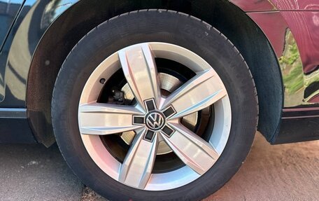 Volkswagen Passat B8 рестайлинг, 2019 год, 2 200 000 рублей, 33 фотография