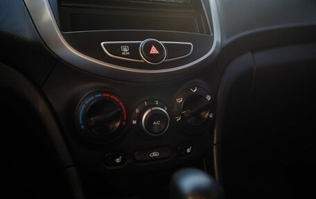 Hyundai Solaris II рестайлинг, 2014 год, 970 000 рублей, 14 фотография