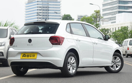 Volkswagen Polo, 2023 год, 2 070 000 рублей, 4 фотография