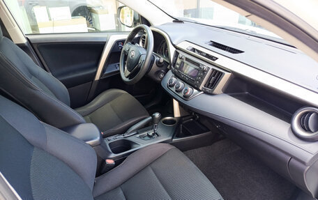 Toyota RAV4, 2015 год, 1 620 000 рублей, 11 фотография