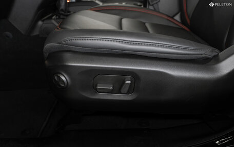 Jeep Wrangler, 2025 год, 8 300 000 рублей, 23 фотография