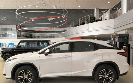 Lexus RX IV рестайлинг, 2019 год, 4 820 000 рублей, 8 фотография
