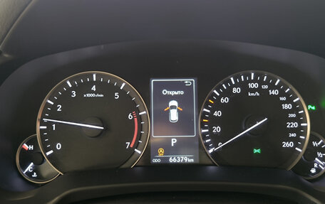 Lexus RX IV рестайлинг, 2019 год, 4 820 000 рублей, 13 фотография