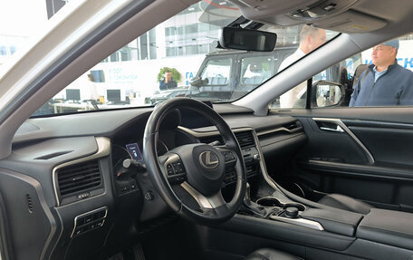 Lexus RX IV рестайлинг, 2019 год, 4 820 000 рублей, 16 фотография