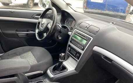 Skoda Octavia, 2011 год, 460 000 рублей, 4 фотография