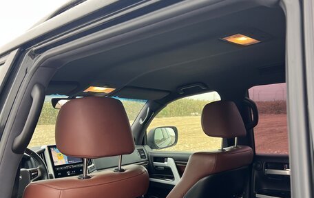 Toyota Land Cruiser 200, 2018 год, 7 100 000 рублей, 6 фотография