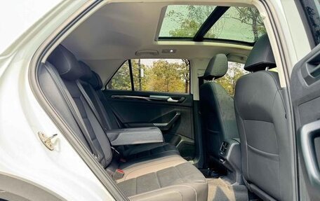 Volkswagen T-Roc I, 2022 год, 1 554 777 рублей, 11 фотография