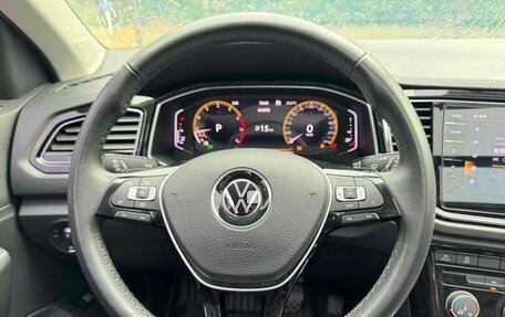 Volkswagen T-Roc I, 2022 год, 1 554 777 рублей, 23 фотография