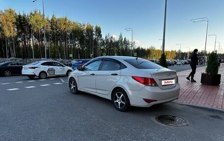 Hyundai Solaris II рестайлинг, 2015 год, 590 000 рублей, 2 фотография
