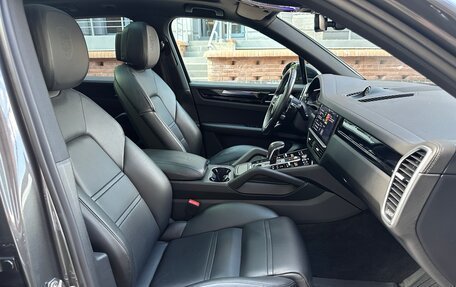 Porsche Cayenne III, 2019 год, 6 490 000 рублей, 16 фотография