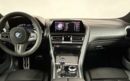 BMW 8 серия, 2019 год, 8 199 000 рублей, 15 фотография