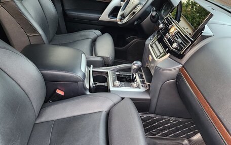 Toyota Land Cruiser 200, 2019 год, 6 700 000 рублей, 13 фотография