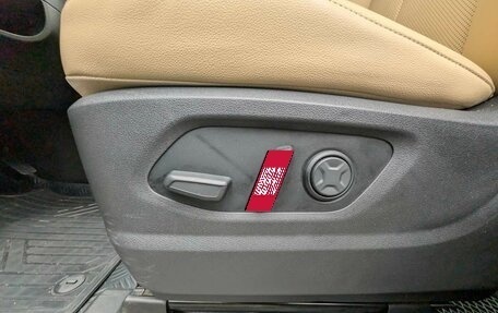 Hyundai Staria, 2021 год, 3 990 000 рублей, 8 фотография