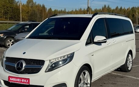 Mercedes-Benz V-Класс, 2014 год, 2 990 000 рублей, 1 фотография