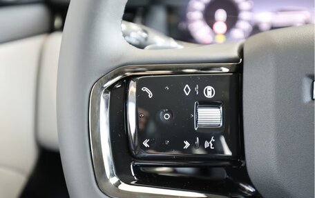 Land Rover Range Rover Evoque II, 2024 год, 4 894 833 рублей, 20 фотография