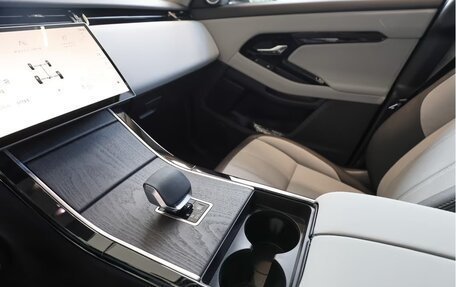 Land Rover Range Rover Evoque II, 2024 год, 4 894 833 рублей, 16 фотография