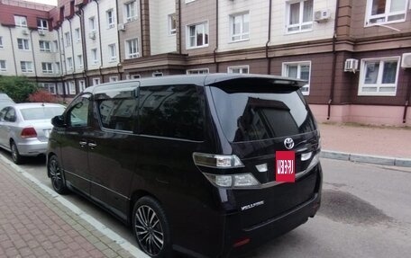 Toyota Vellfire I, 2011 год, 2 600 000 рублей, 2 фотография
