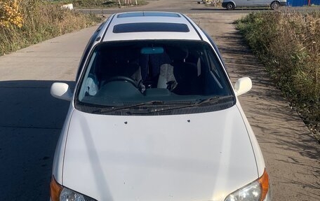 Toyota Ipsum II, 1998 год, 330 000 рублей, 2 фотография