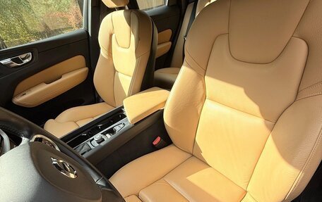 Volvo XC60 II, 2018 год, 4 100 000 рублей, 8 фотография