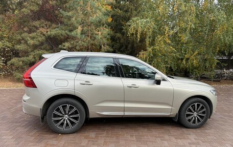 Volvo XC60 II, 2018 год, 4 100 000 рублей, 3 фотография