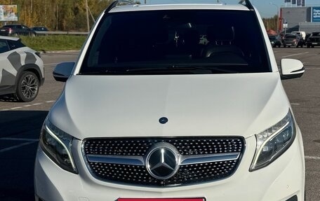 Mercedes-Benz V-Класс, 2014 год, 2 990 000 рублей, 2 фотография