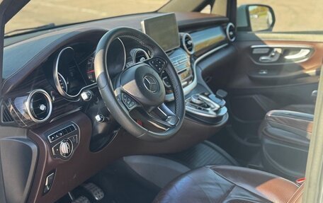 Mercedes-Benz V-Класс, 2014 год, 2 990 000 рублей, 6 фотография