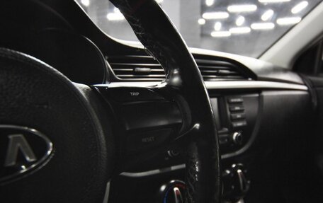 KIA Rio IV, 2018 год, 1 099 000 рублей, 9 фотография