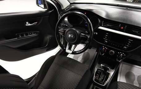 KIA Rio IV, 2018 год, 1 099 000 рублей, 8 фотография