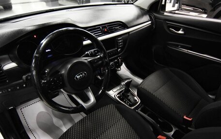 KIA Rio IV, 2018 год, 1 099 000 рублей, 6 фотография