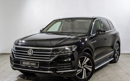 Volkswagen Touareg III, 2018 год, 3 850 000 рублей, 1 фотография