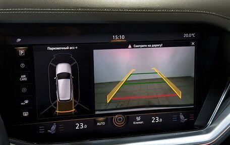 Volkswagen Touareg III, 2018 год, 3 850 000 рублей, 2 фотография