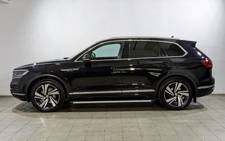 Volkswagen Touareg III, 2018 год, 3 850 000 рублей, 7 фотография
