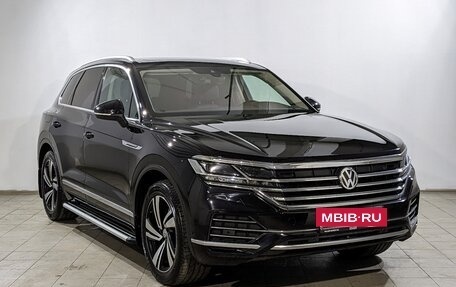 Volkswagen Touareg III, 2018 год, 3 850 000 рублей, 10 фотография