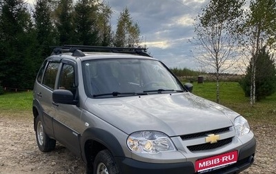 Chevrolet Niva I рестайлинг, 2013 год, 850 000 рублей, 1 фотография