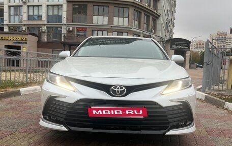 Toyota Camry, 2021 год, 3 000 000 рублей, 3 фотография