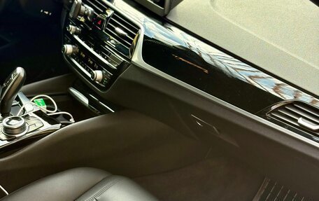 BMW 5 серия, 2017 год, 3 240 000 рублей, 11 фотография