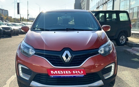Renault Kaptur I рестайлинг, 2018 год, 1 190 000 рублей, 2 фотография