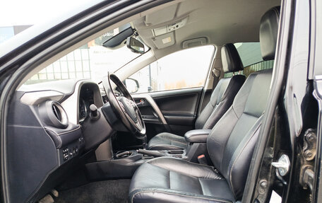 Toyota RAV4, 2016 год, 2 100 000 рублей, 20 фотография